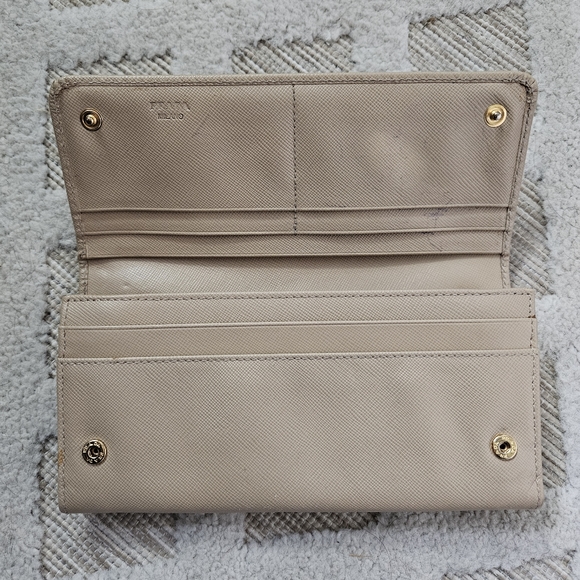 Prada Milano Long Wallet convertable - Picture 7 of 15